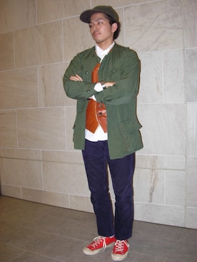 「アイテム（バングル/リストバンド）」を使った、RYOJI IWAKIさん（メンズ・163cm・20代）の秋コーディネート