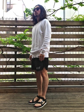 「アーミー」｜「アイテム（スウェット）」を使った、kitazawaさん（メンズ・175cm）の春コーディネート