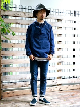 「アイテム（マウンテンパーカー、ブルー系）」を使った、kitazawaさん（メンズ・175cm）の秋コーディネート