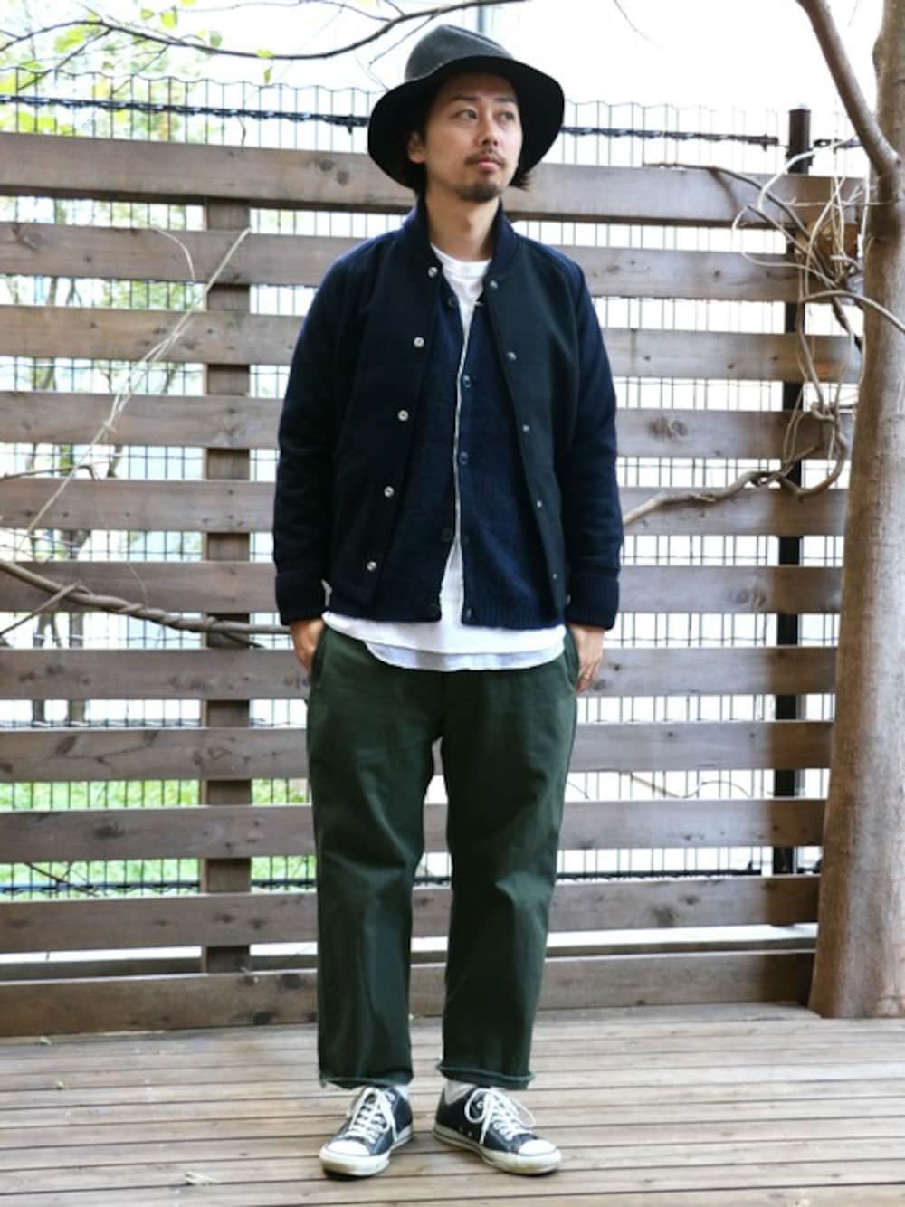 SUNNY SPORTSのスタジャンを使った人気ファッション