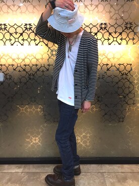 「Supreme （シュプリーム）のアイテム（Tシャツ/カットソー、ホワイト系）」を使った、たけちぇる！さん（メンズ・178cm）の夏コーディネート