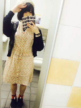 「mercibeaucoup,（メルシーボークー）のアイテム（シャツワンピース）」を使った、アカノミヤビニさん（レディース・163cm）の秋コーディネート