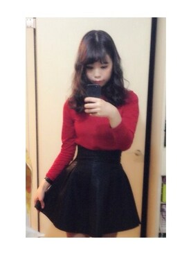 「SNIDEL（スナイデル）のフェイクレザーフレアスカート（スカート、ブラック系）」を使った、mmmichanneさん（レディース・155cm）の秋コーディネート