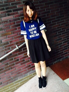 Nini Leeさんのコーディネート