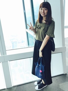 Nini Leeさんのコーディネート