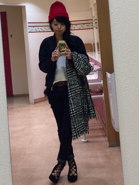 「COMME CA COMME CA COMME CA（コムサコムサコムサ）のアイテム（マフラー）」を使った、Hikari SHEENAさん（レディース・158cm）の春コーディネート