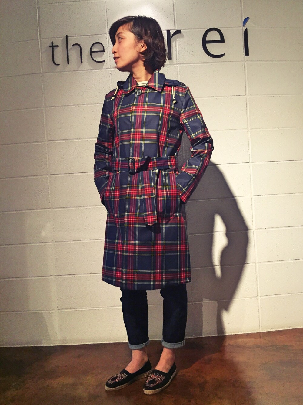 「レインコート、レインウェア、雨の日コーデ、Traditional Weatherwear」｜「Traditional Weatherwearのアイテム（レインコート/ポンチョ、レッド系）」を使った、fuyukaさん（レディース・158cm）の夏コーディネートの1枚目の写真