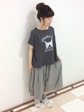 「アイテム（スニーカー）」を使った、pualcecinkobesogoさん（レディース・158cm）の春コーディネート