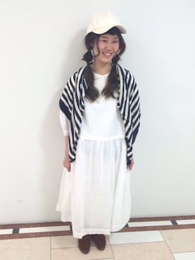 「アイテム（モカシン/デッキシューズ）」を使った、pualcecinkobesogoさん（レディース・156cm）の春コーディネート