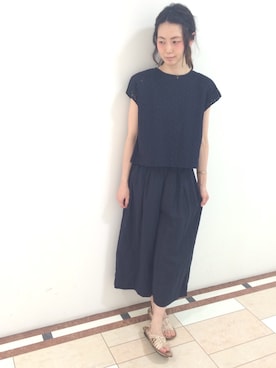 「アイテム（サロペット/オーバーオール）」を使った、pualcecinkobesogoさん（レディース・165cm）の春コーディネート