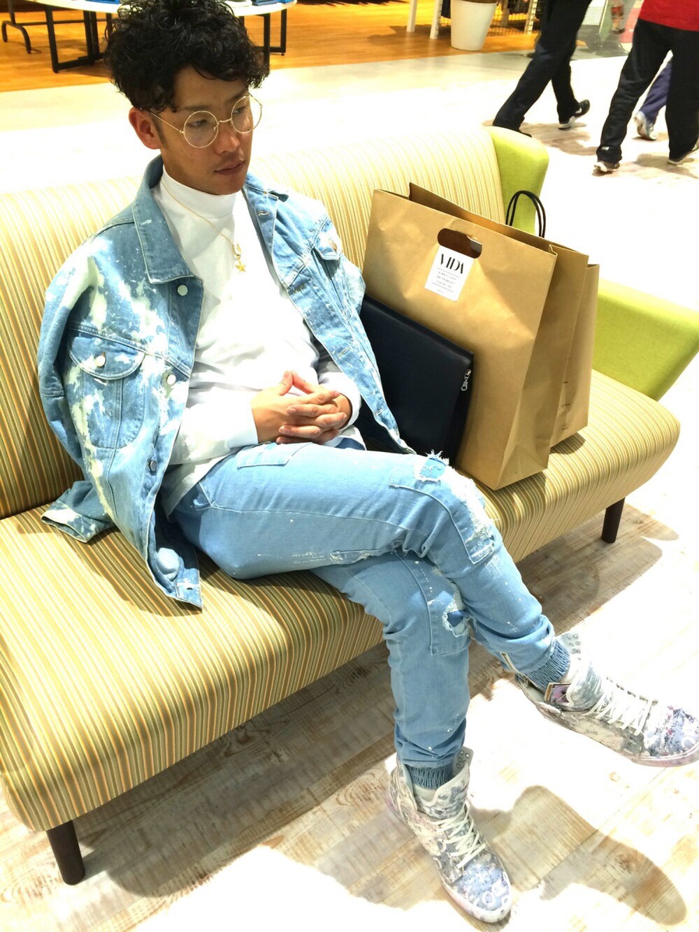 「ootd」｜「DANKE SCHONのアイテム（デニムパンツ、ブルー系）」を使った、U字#CREAMTEAMさん（メンズ・168cm）の秋コーディネートの1枚目の写真