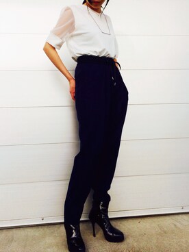 「アイテム（ネックレス）」を使った、REIKO.Nさん（レディース・158cm）の春コーディネート