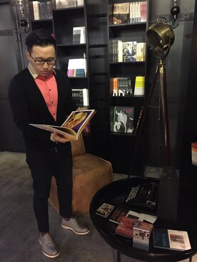 「Stephen douのアイテム（シャツ/ブラウス、ピンク系）」を使った、Kay Tscさん（メンズ・173cm）の冬コーディネート