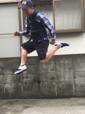 「Johnbull Private labo（ジョンブルプライベートラボ）のアイテム（チノパンツ）」を使った、香月ダイスケさん（メンズ・166cm）の春コーディネート