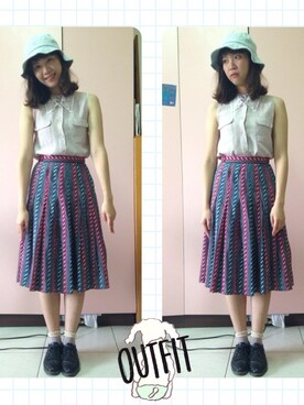 「Yves Saint Laurent（イヴサンローラン）のアイテム（スカート）」を使った、朱皮梅さん（レディース・161cm）の夏コーディネート