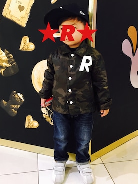 「MAISON DE REEFUR（メゾンドリーファー）のアイテム（ジャケット/アウター）」を使った、RaiKINGさん（キッズ・90cm）の秋コーディネート