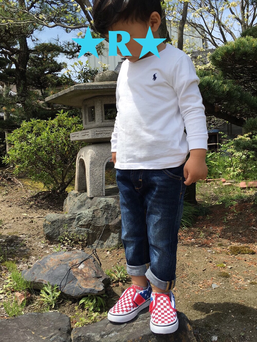 「キッズコーデ、kids、2歳、男の子、Polo Ralph Lauren、Diesel、DIESEL KIDS、VANS」｜「POLO RALPH LAURENのアイテム（Tシャツ/カットソー、ホワイト系）」を使った、RaiKINGさん（キッズ・90cm）の春コーディネートの1枚目の写真