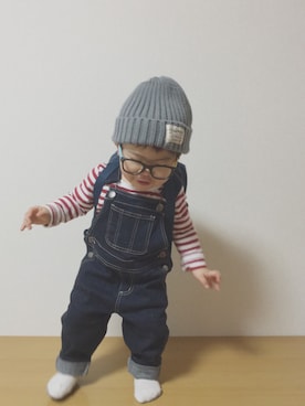 「赤×白」｜「アイテム（オールインワン・サロペット）」を使った、うーたん☁︎さん（キッズ・80cm）の冬コーディネート