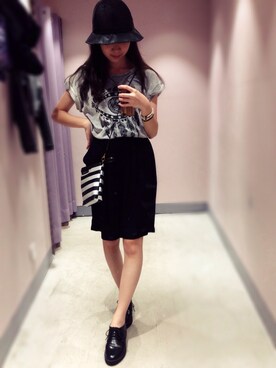 Nicole Linさんのコーディネート