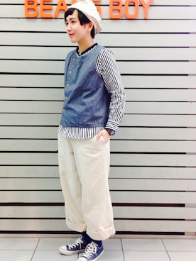 「ホワイトパンツ」｜「アイテム（スニーカー）」を使った、モリグチナオさん（レディース・161cm）の春コーディネート