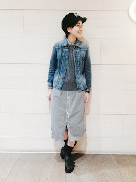 「BEAMS BOY（ビームスボーイ）のアイテム（キャップ）」を使った、モリグチナオさん（レディース・161cm）の秋コーディネート
