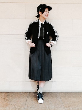 「BEAMS BOY（ビームスボーイ）のアイテム（スカート）」を使った、モリグチナオさん（レディース・161cm）の秋コーディネート