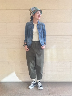 「アイテム（カーゴパンツ）」を使った、モリグチナオさん（レディース・161cm）の春コーディネート