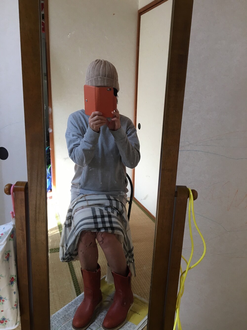 「サーフィン」｜「URBAN RESEARCHのアイテム（ワンピース、シルバー系）」を使った、横乗り73さん（レディース・158cm）の春コーディネートの1枚目の写真