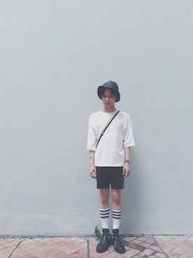 「INITIALS（イニシャルズ）のアイテム」を使った、Francis Chengさん（メンズ・165cm）の夏コーディネート