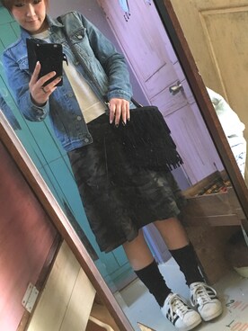 「アディダスオリジナルス」｜「アイテム（クラッチバッグ）」を使った、CHIIさん（レディース・163cm）の春コーディネート