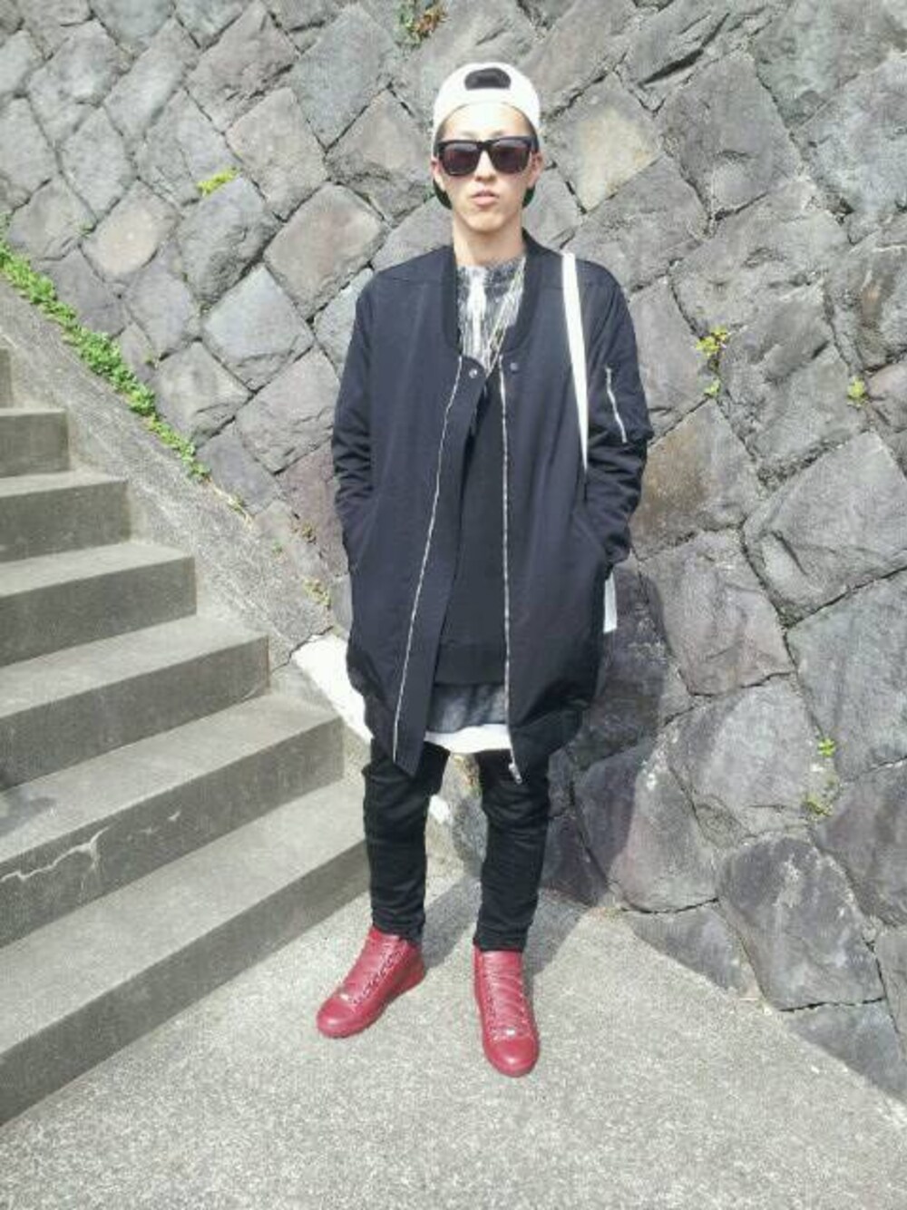 「dttk、RICK OWENS、MARCELO BURLON、BALENCIAGA」｜「Rick Owensのアイテム（ブルゾン、ブラック系）」を使った、yukkkkyさん（メンズ・178cm）の冬コーディネートの1枚目の写真
