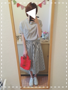 「UNIQLO（ユニクロ）のアイテム（Tシャツ/カットソー、グレー系）」を使った、ANNEさん（レディース・160cm）の春コーディネート