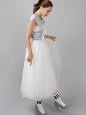 「アイテム（タンクトップ、グレー系）」を使った、kormarchさん（レディース・167cm）の夏コーディネート