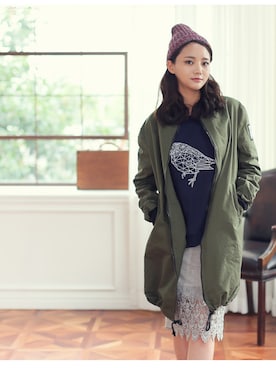 「アイテム（ミリタリージャケット）」を使った、kormarchさん（レディース・167cm）の秋コーディネート