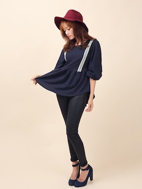 「KORMARCH（コマチ）のアイテム」を使った、kormarchさん（レディース・167cm）の秋コーディネート