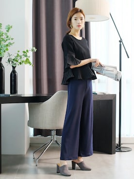 「KORMARCH（コマチ）のアイテム」を使った、kormarchさん（レディース・167cm）の秋コーディネート