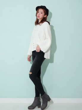 「KORMARCH（コマチ）のアイテム」を使った、kormarchさん（レディース・167cm）の秋コーディネート