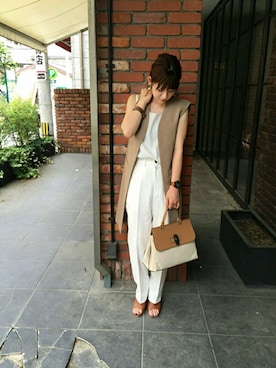 「アイテム（ベスト、イエロー系）」を使った、AYAKA NAGASUEさん（レディース・154cm）の春コーディネート