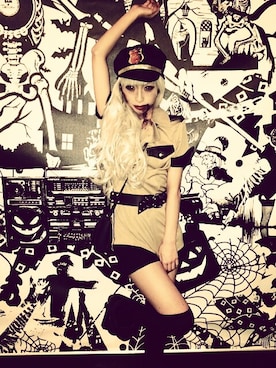 「アイテム（つなぎ/オールインワン、ベージュ系）」を使った、中村沙紀さん（レディース・151cm）の秋コーディネート