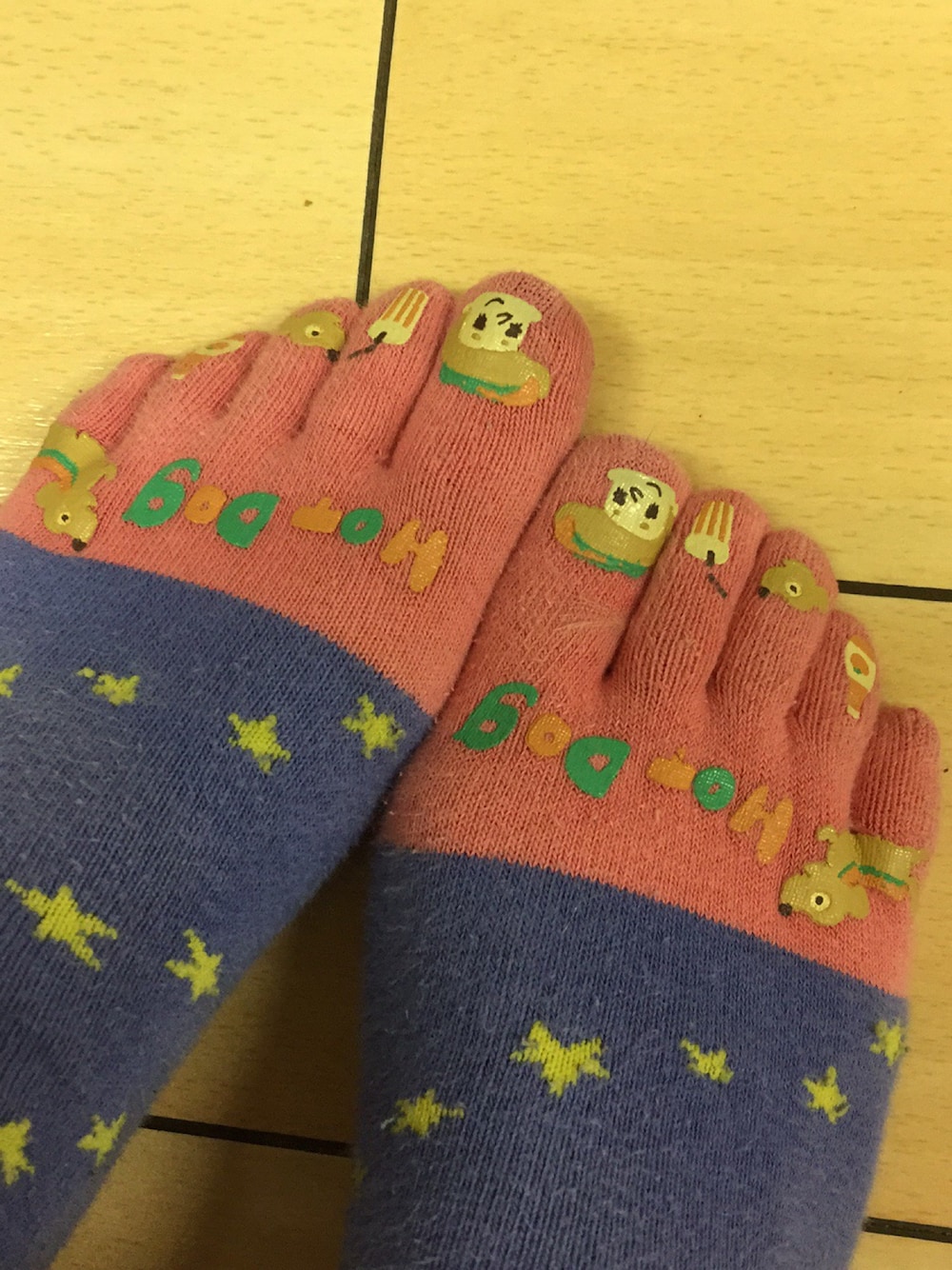 「靴下、五本指ソックス、とりあえず、更新、美容室に行ってきました。、眠たい、いつ買ったのかな？、物持ち、休日スタイル、ねむたい」｜「しらぬ。のアイテム（ソックス/靴下、その他）」を使った、いちさん（レディース・155cm）の秋コーディネートの1枚目の写真