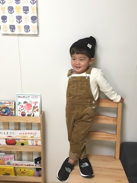 「ヌプシ」｜「アイテム（オールインワン・サロペット）」を使った、art0114さん（キッズ・90cm）の冬コーディネート