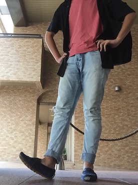 「VERSACE（ヴェルサーチ）のアイテム（ダウンジャケット/コート）」を使った、You officialさん（メンズ・170cm）の夏コーディネート
