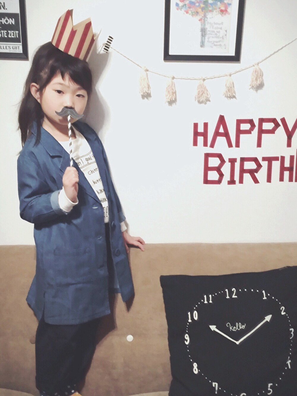 「キッズコーデ、デニムジャケット、プチプラ、女の子、病み上がり、フォトプロップス」｜「Birthdayのアイテム（デニムジャケット、ブルー系）」を使った、teardropさん（キッズ・110cm）の春コーディネートの1枚目の写真