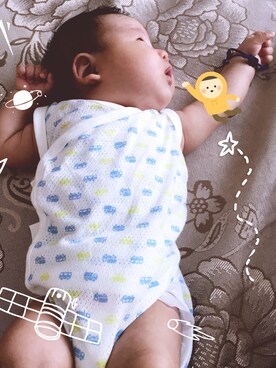 周小咪zoeさんのコーディネート