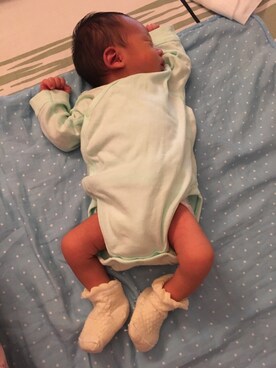 「アイテム（ロンパース、グリーン系）」を使った、周小咪zoeさん（キッズ・60cm）の秋コーディネート