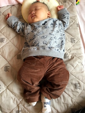 周小咪zoeさんのコーディネート