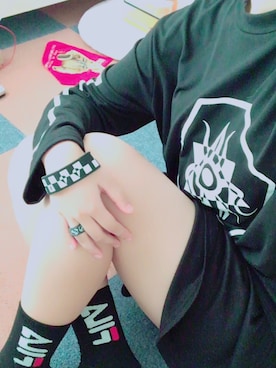 「LIVEコーデ」｜「アイテム（アクセサリー）」を使った、果糖さん（レディース・158cm）の秋コーディネート