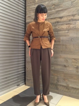 「BEAUTY&YOUTH UNITED ARROWS（ビューティーアンドユースユナイテッドアローズ）のBY コットンツイル カットオフ ノーカラーブルゾン（ブルゾン、ブラウン系）」を使った、Tomomi Okudaさん（レディース・161cm）の夏コーディネート