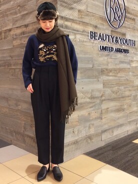 「ネコ」｜「アイテム（パンプス）」を使った、Tomomi Okudaさん（レディース・161cm）の秋コーディネート