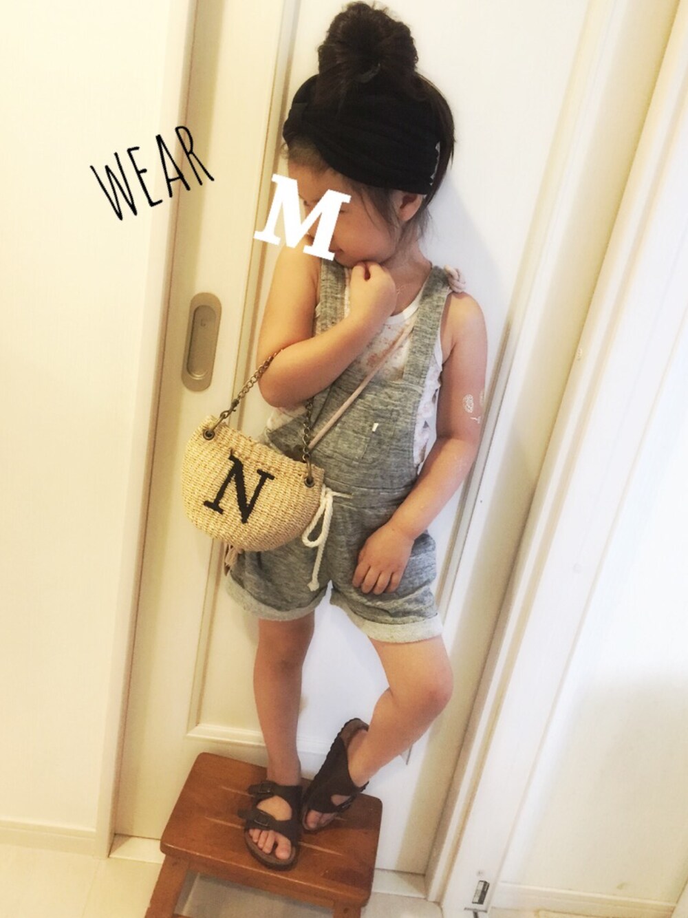 「キッズコーデ、5歳、女の子、サロペット、しまむら、fith社、夏コーデ、ラクチンコーデ、おんなのこ、キッズ」｜「しまむらのアイテム（つなぎ/オールインワン、グレー系）」を使った、cocoさん（キッズ・110cm）の夏コーディネートの1枚目の写真